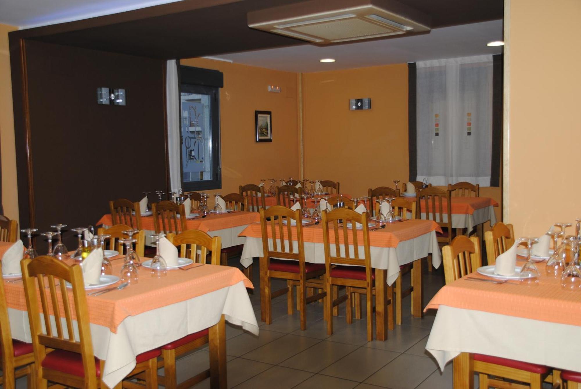 Hotel Alegria Banos De Montemayor Ngoại thất bức ảnh