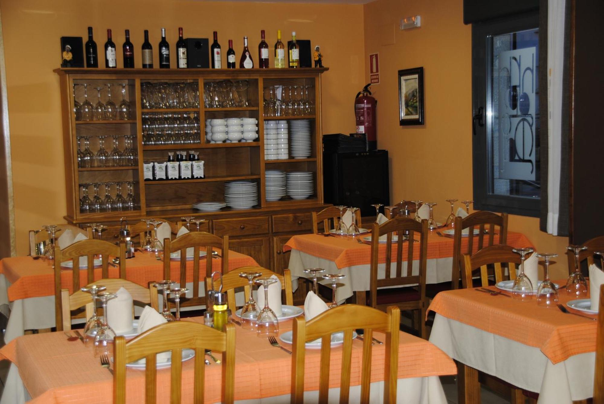 Hotel Alegria Banos De Montemayor Ngoại thất bức ảnh